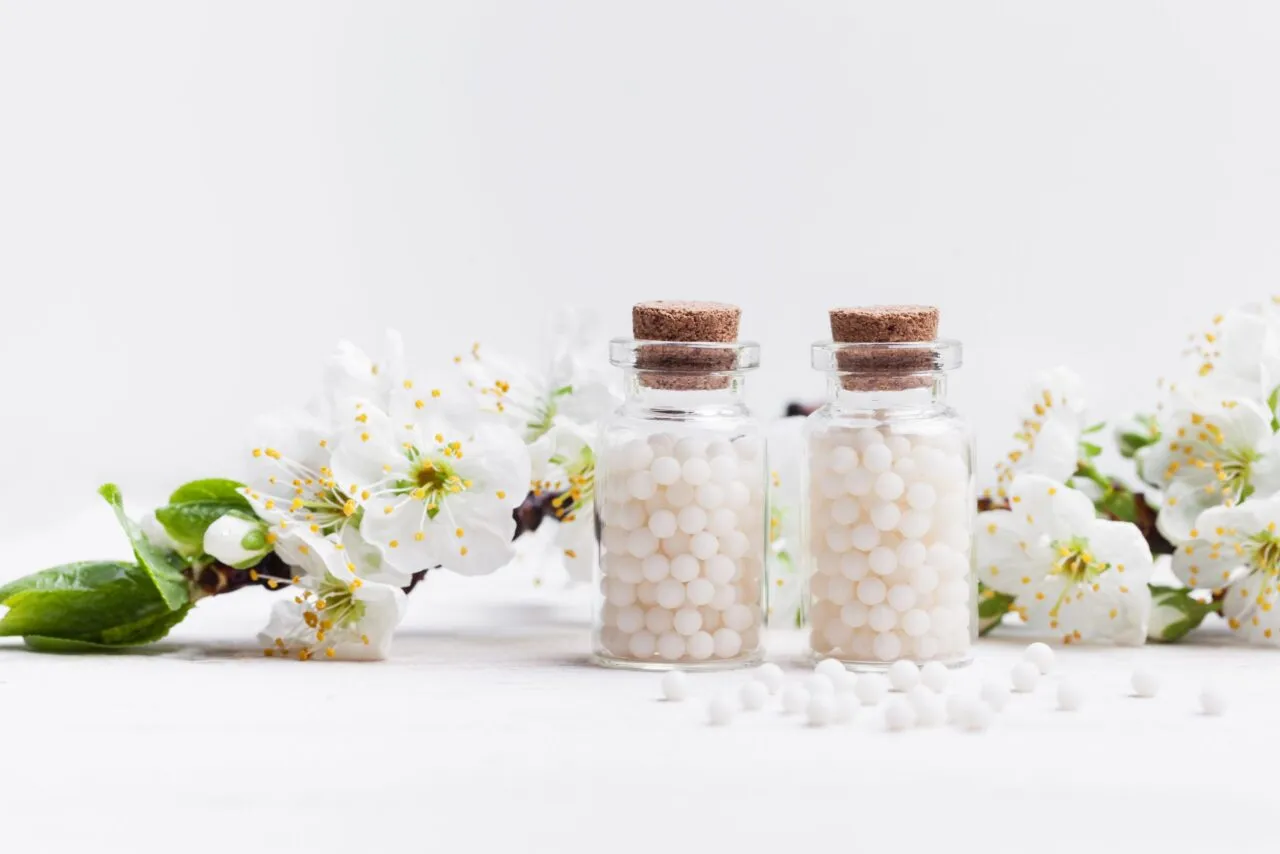 Natural homeopathic remedies for treating bladder and urinary tract infections without antibiotics